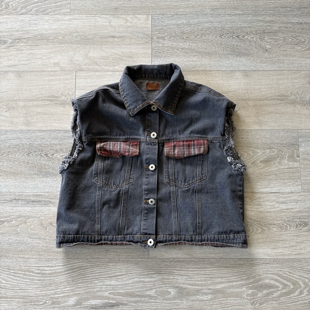 Distressed denim vest with patches Size M/L women's